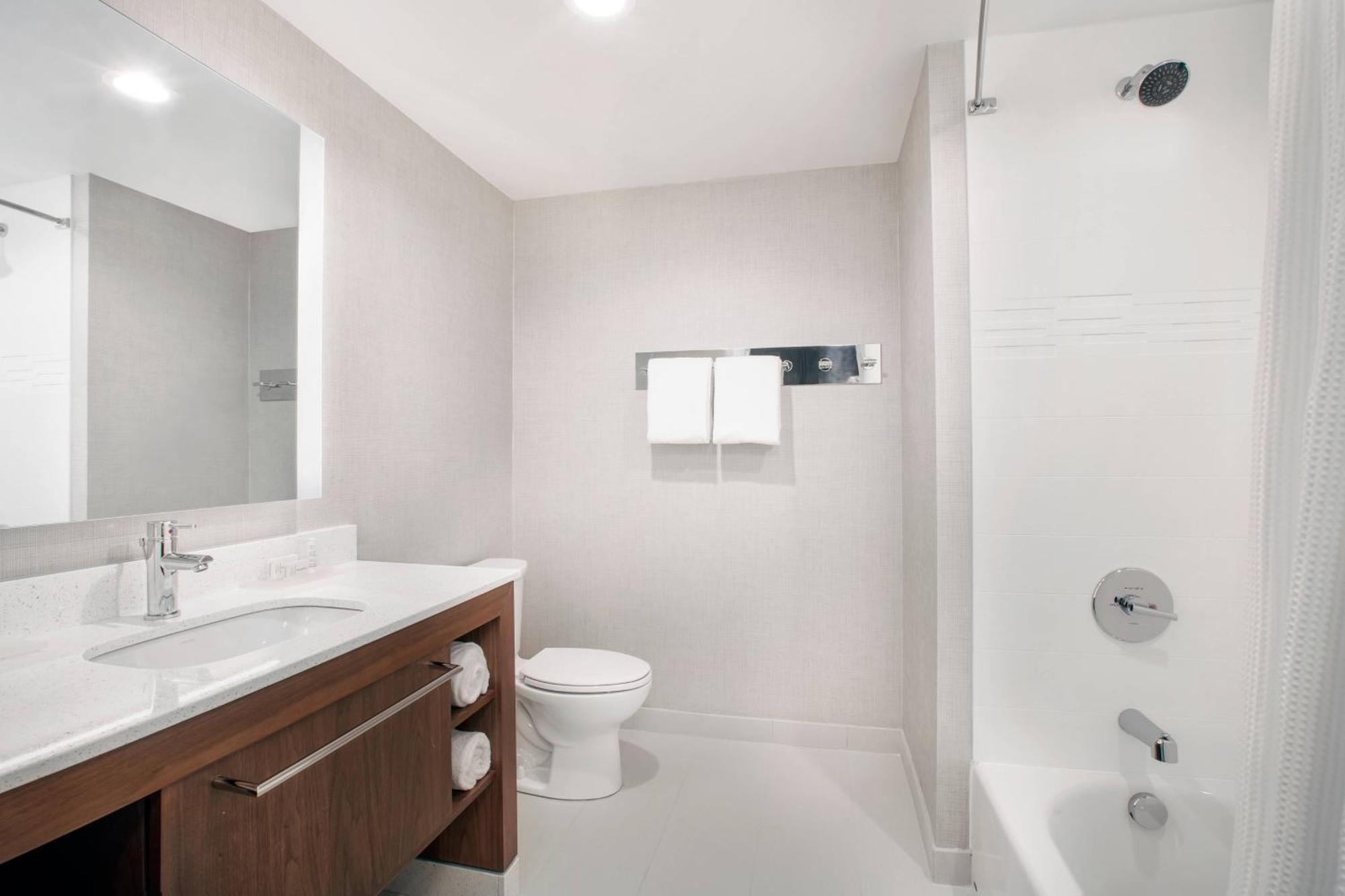 By Marriott Norwalk